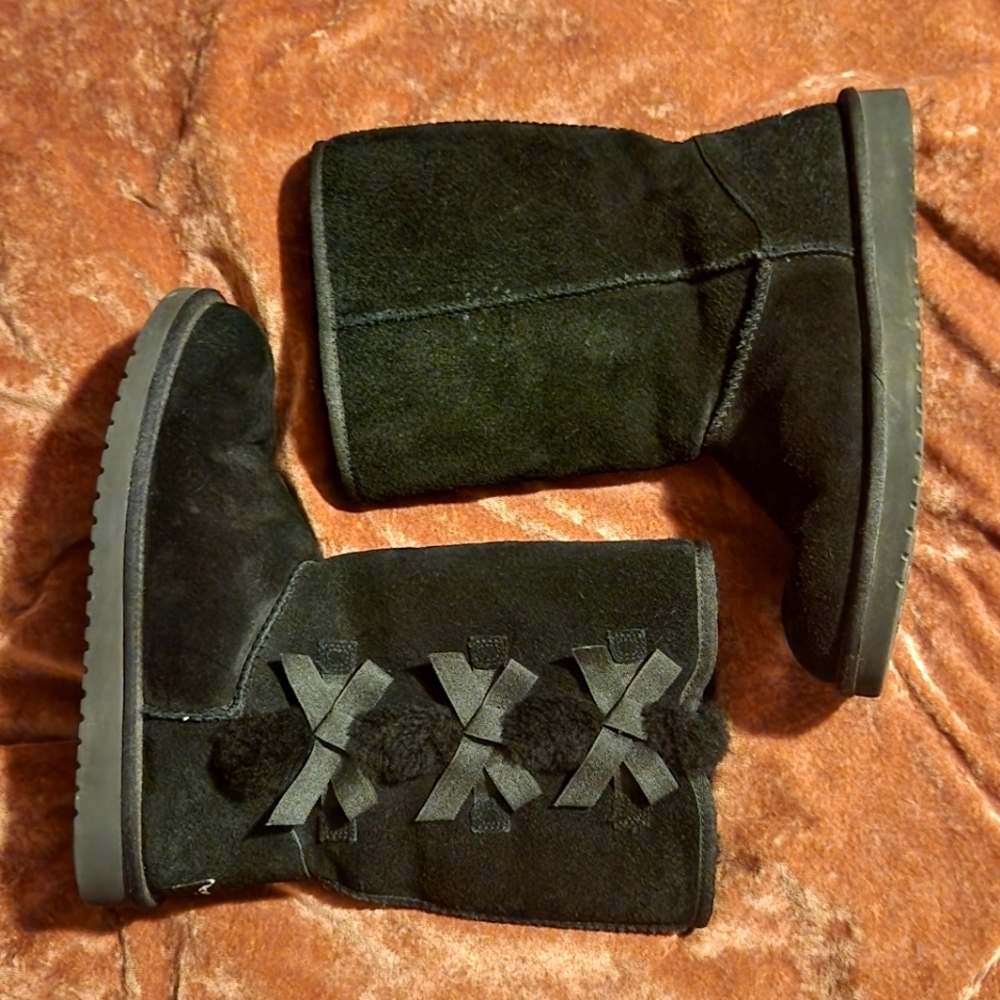 Koolaburra Womens Tall Black Bow Ugg Boots Size 10 - Picture 2 of 8